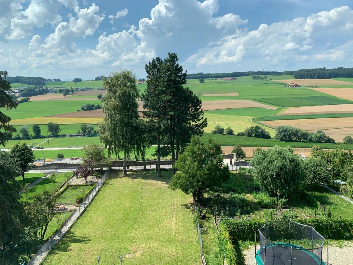 Hotel Lion D'Or Romont Bagian luar foto