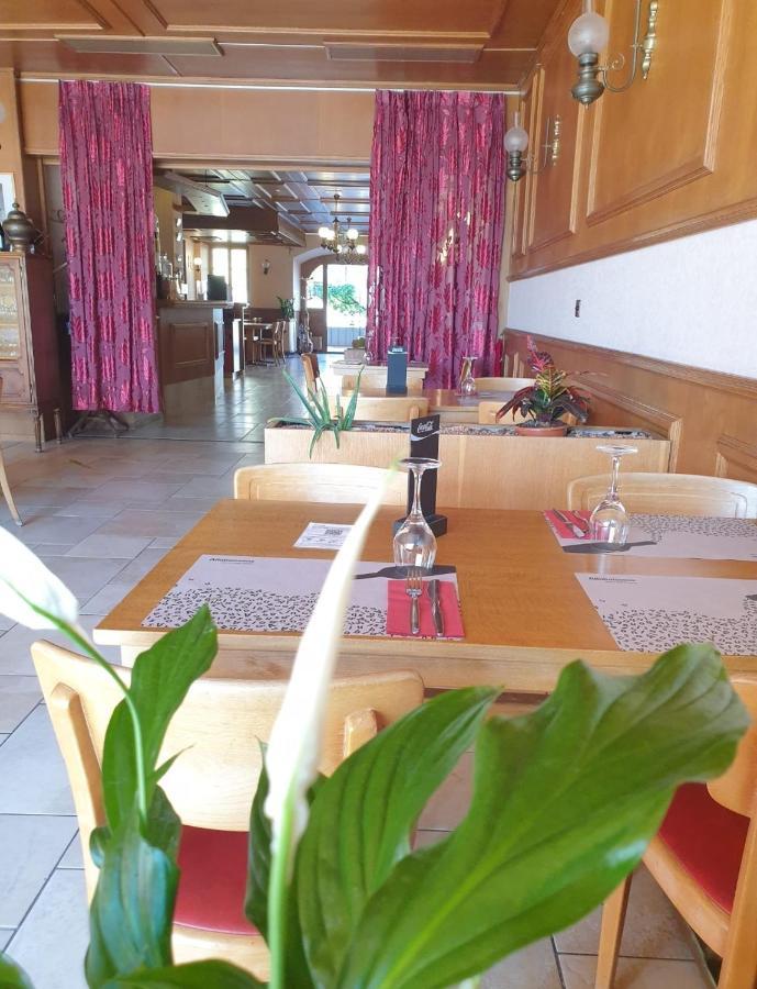 Hotel Lion D'Or Romont Bagian luar foto